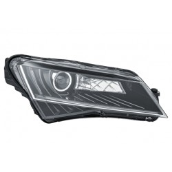 FAROL DIREITO SKODA SUPERB...